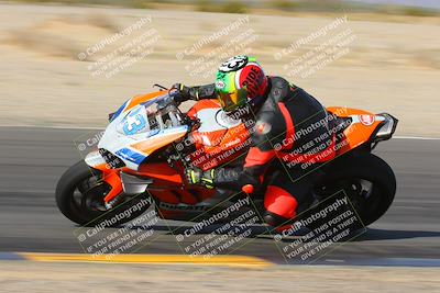 media/Feb-04-2023-SoCal Trackdays (Sat) [[8a776bf2c3]]/Turn 6 Inside (1025am)/